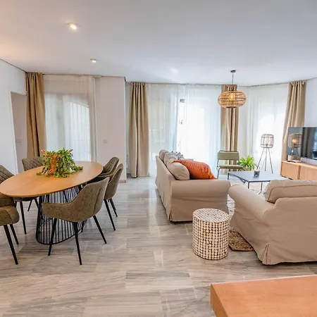 Apartment Golden With Jacuzzi Marbella